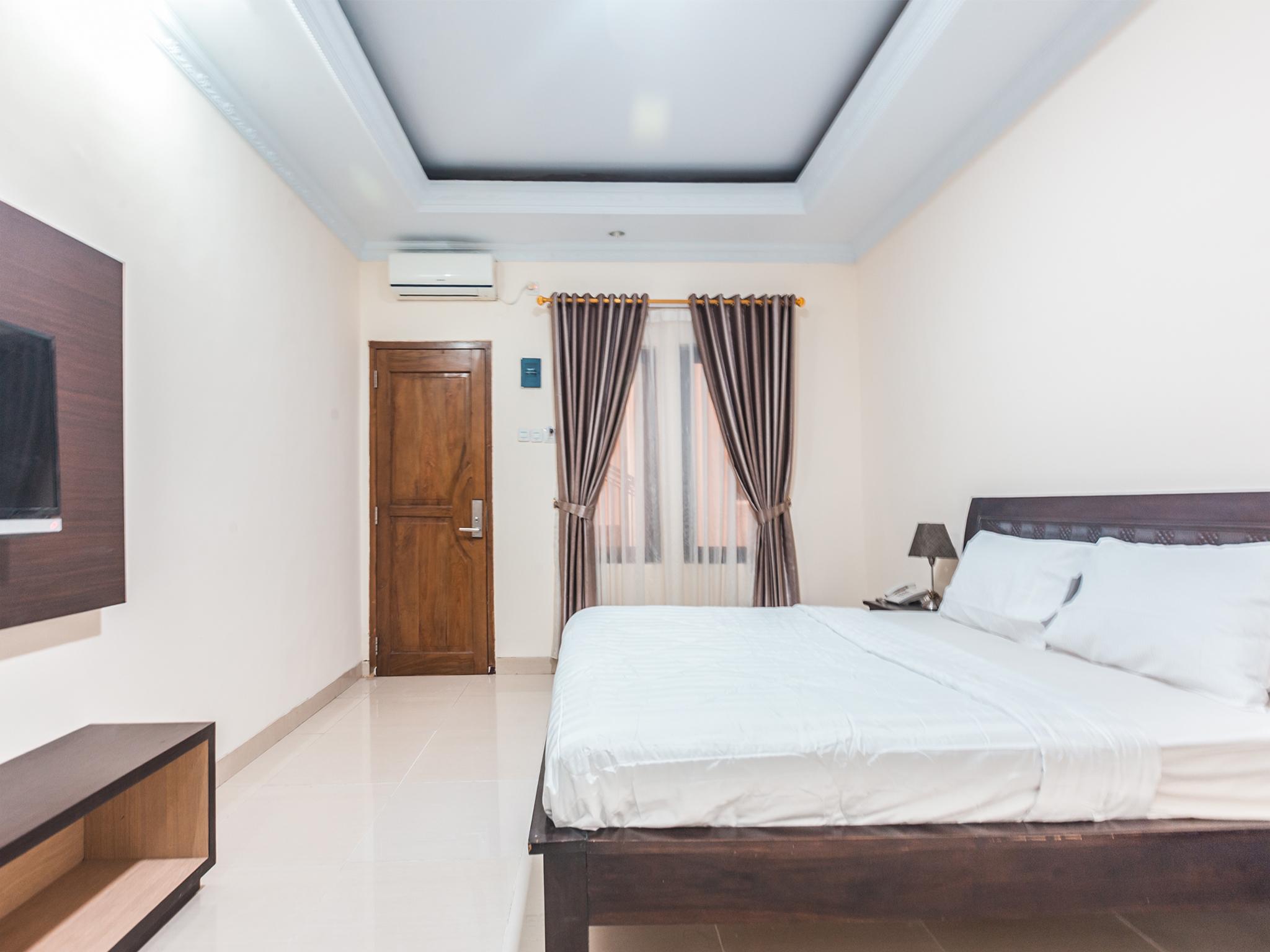 Oyo 1667 Wisma Lux Barkah Jakarta Exterior photo